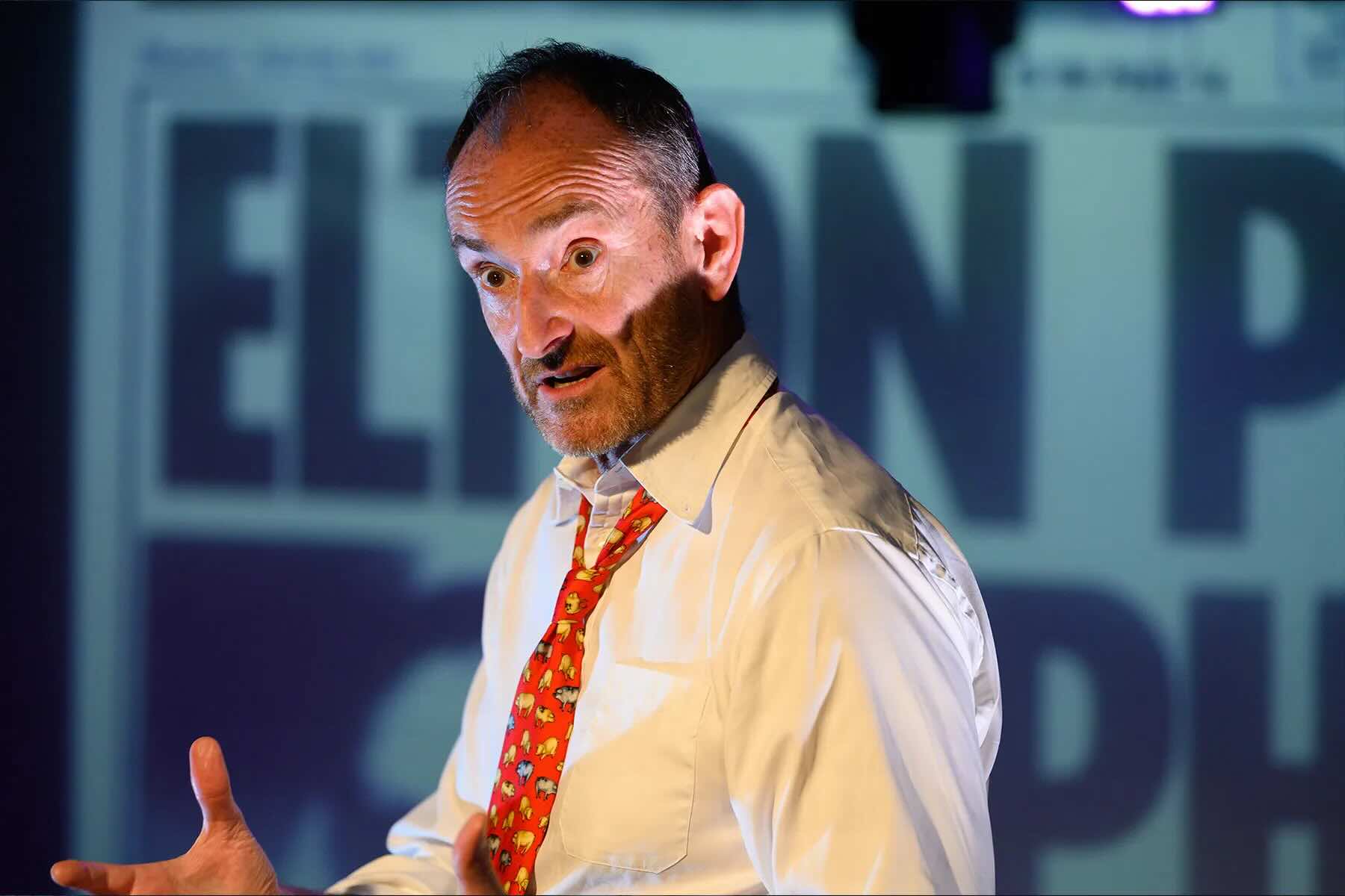 henry naylors monstering the rocketman critiques 1980s tabloid culture at edinburgh fringe
