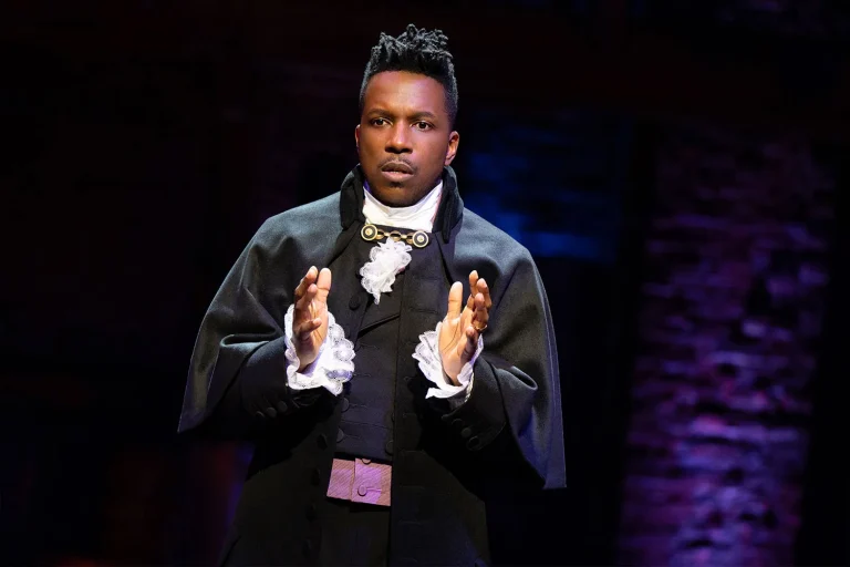 Leslie Odom Jr to make West End debut as Aaron Burr in Hamilton
