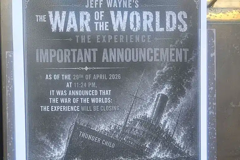 Immersive War of the Worlds and Elvis Evolution experiences close suddenly in London