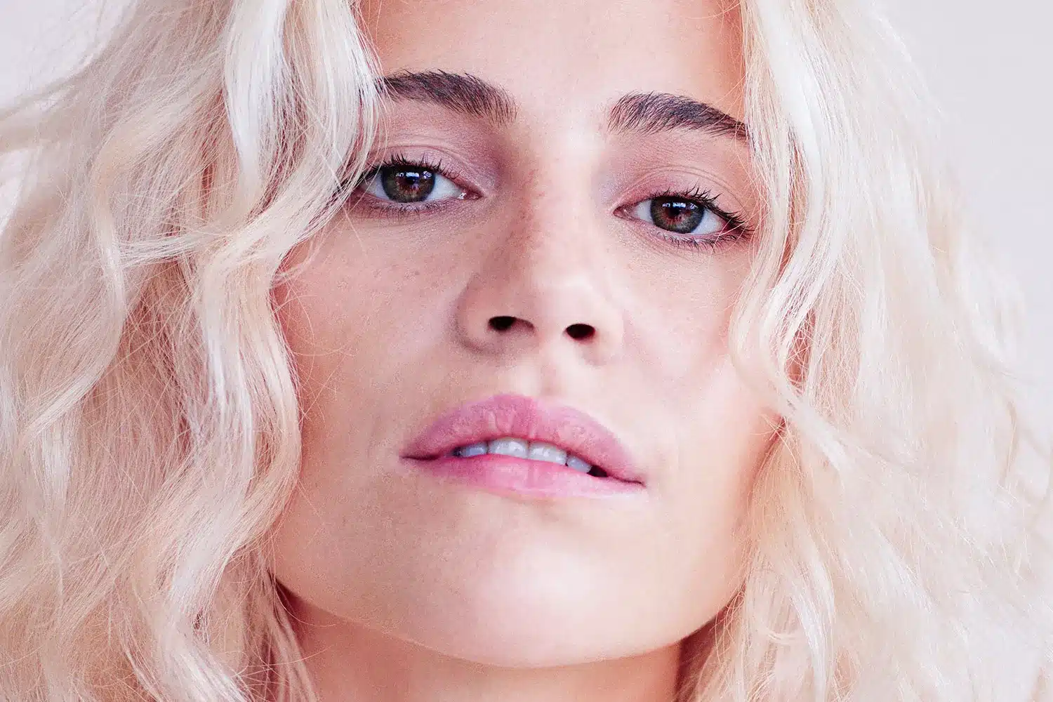 pixie lott to star as marilyn monroe in west end premiere who killed marilyn