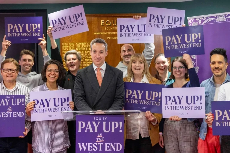 West End performers and stage managers approve new pay and worklife balance deal