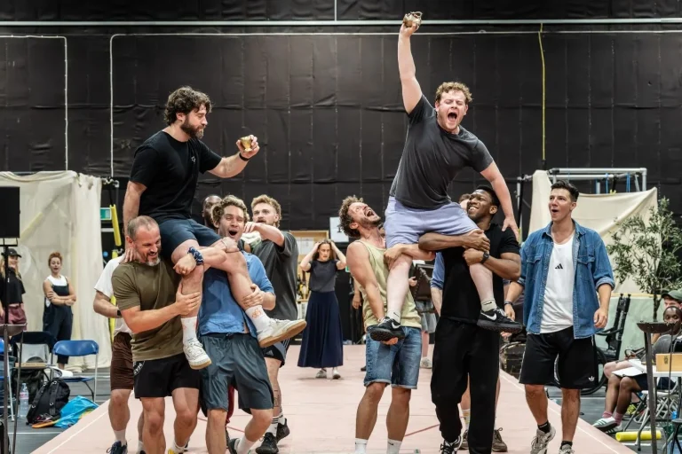 World premiere of Game of Thrones: The Mad King begins at RSC