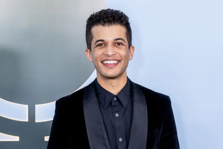 Jordan Fisher, Norbert Leo Butz feature on The Real Kyle McCarren EP ahead of Edinburgh Fringe