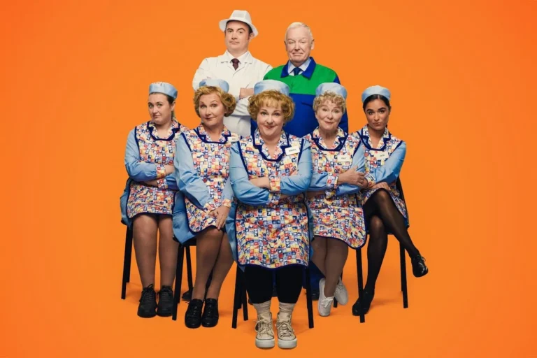 Full cast announced for Victoria Wood’s dinnerladies stage tour starring Les Dennis
