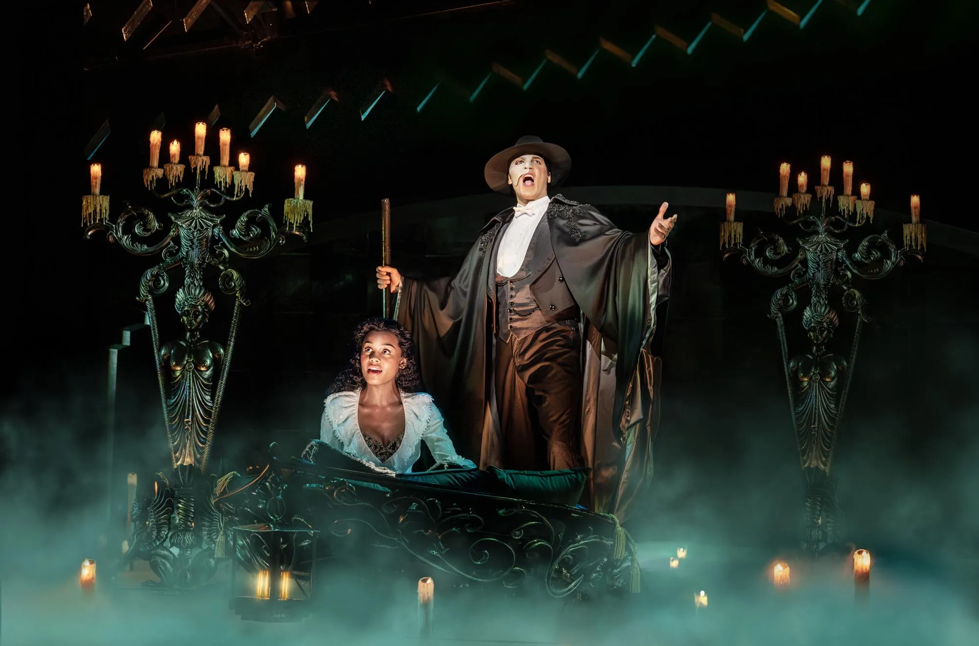 phantom of the opera filmed live in west end for 40th anniversary screen release