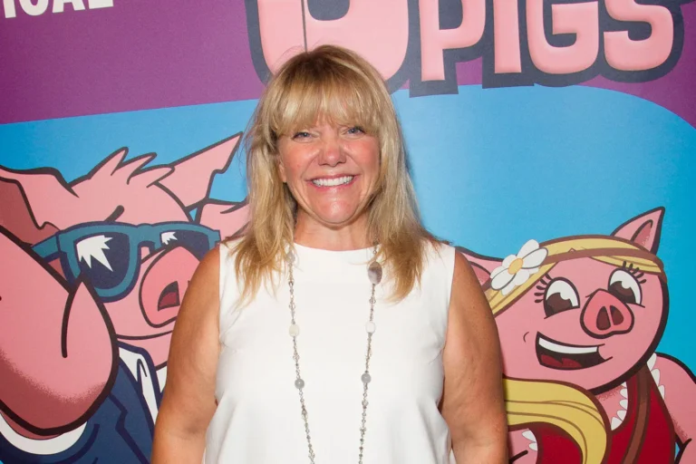West End star Alison Jiear launches fundraiser for brain cancer surgery